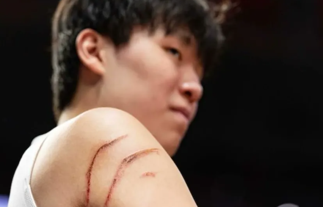 开运官方网站-场均接近两双!杨瀚森还有机会,能打NBA全明星